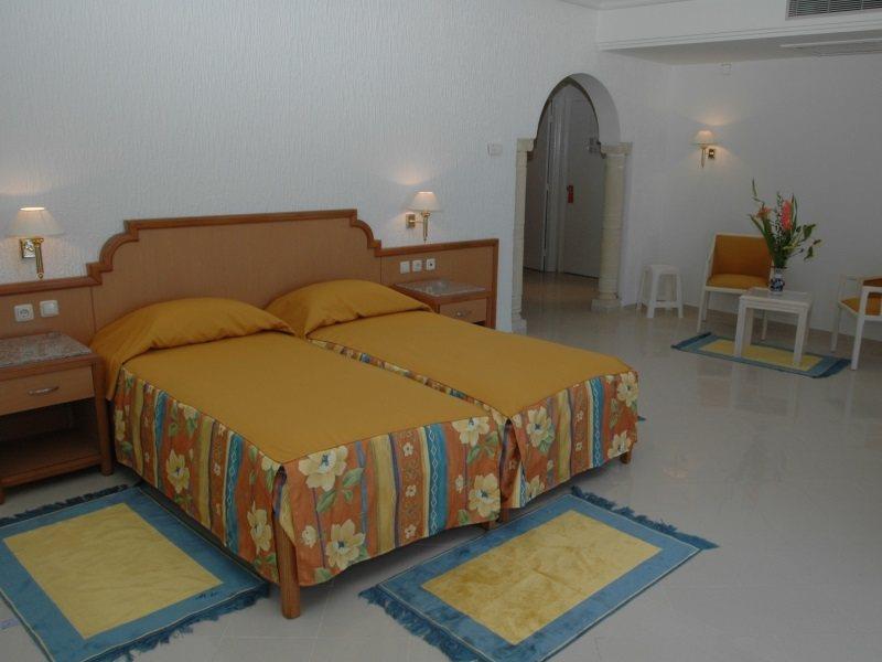 Royal Jinene Hotel