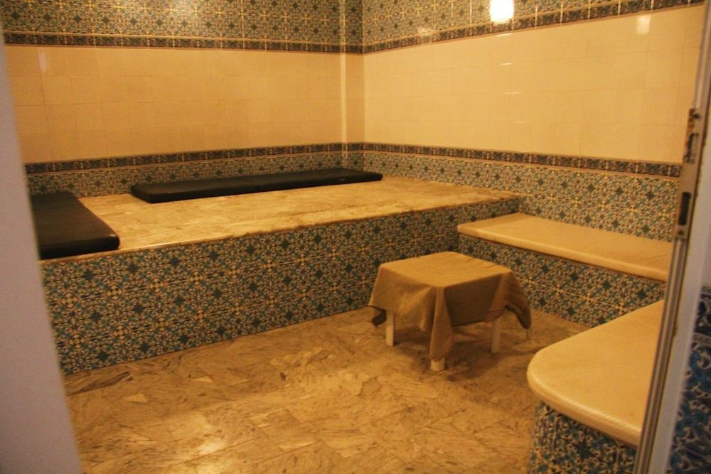 Hotel Royal Jinene 4*